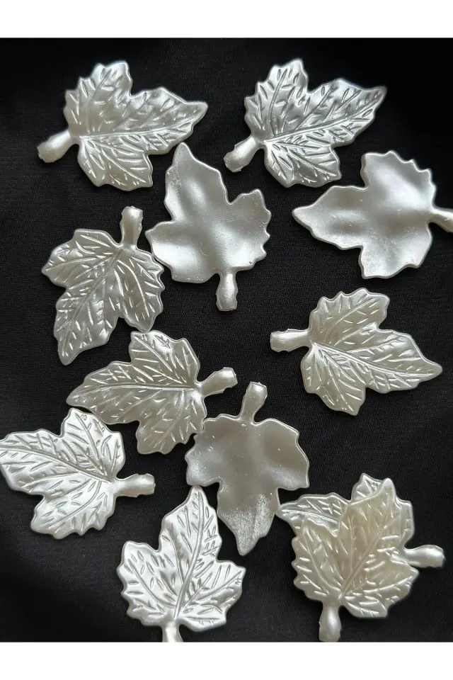 Kırık Beyaz Sedefli Yaprak İnci 35 mm Akrilik İnci Boncuk (50 adet) B:38