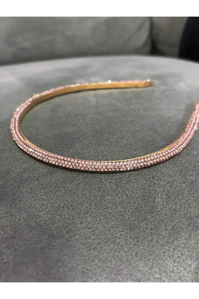 Kristal Taşlı Taç