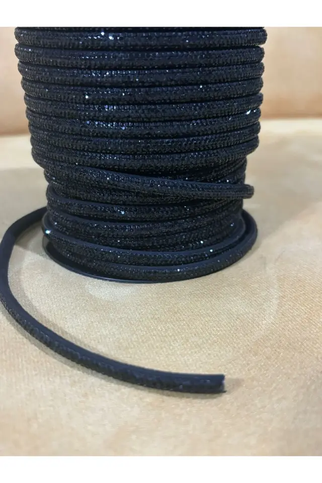 Taşlı Şerit - Siyah Kristal 6mm (2 METRE)