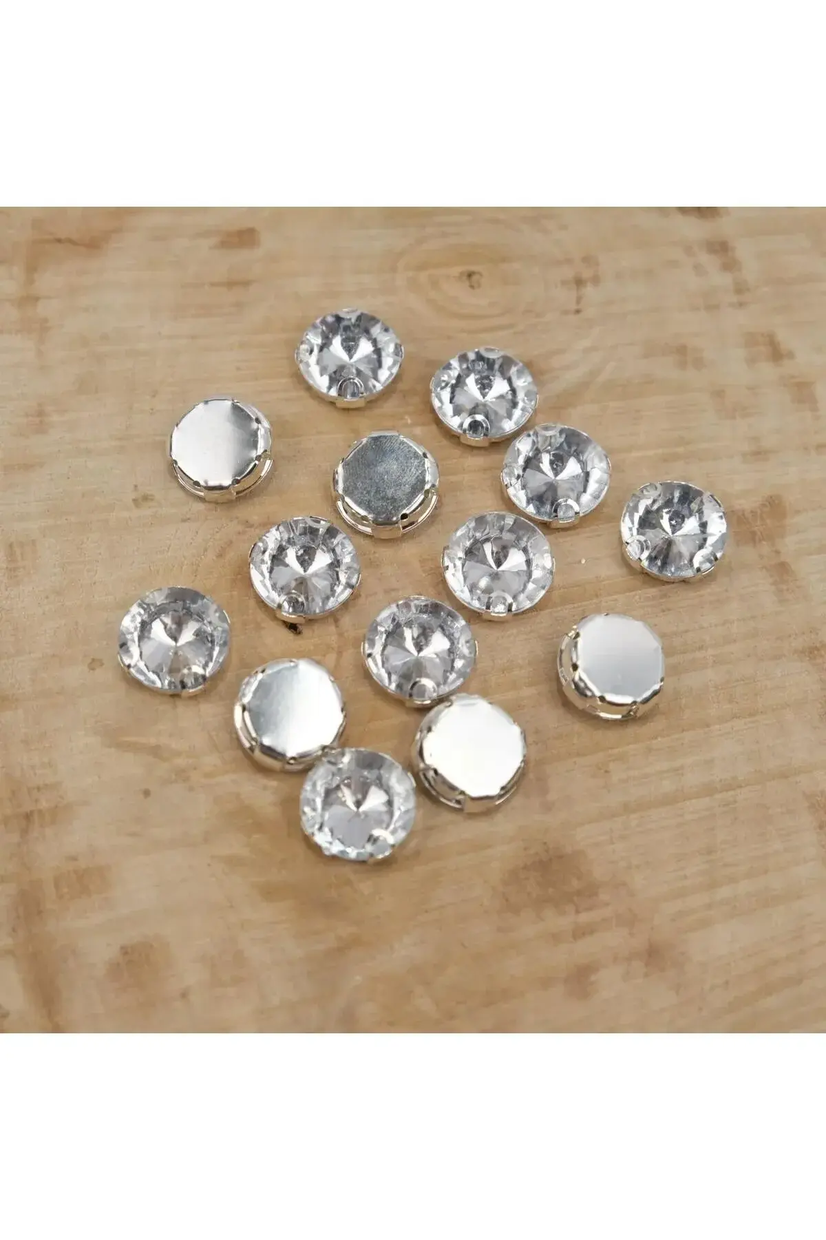 Gümüş Renk Yuvarlak Metal Kasalı Dikme Taş Beyoğlu Taşı 20 Adet