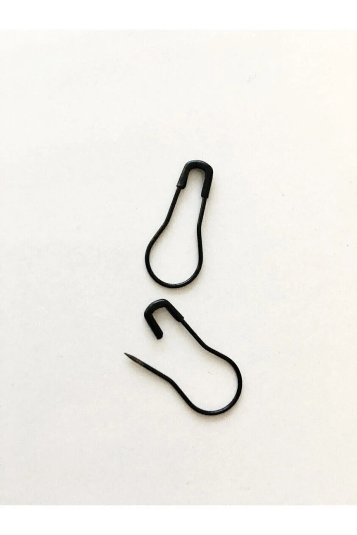 100 Adet Siyah Çengelli İğne Ampul Tip Etiket Iğnesi 2 Cm Armut Çengelli İğne