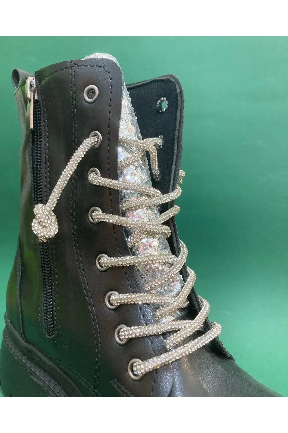 Taşlı Bot Bağcığı