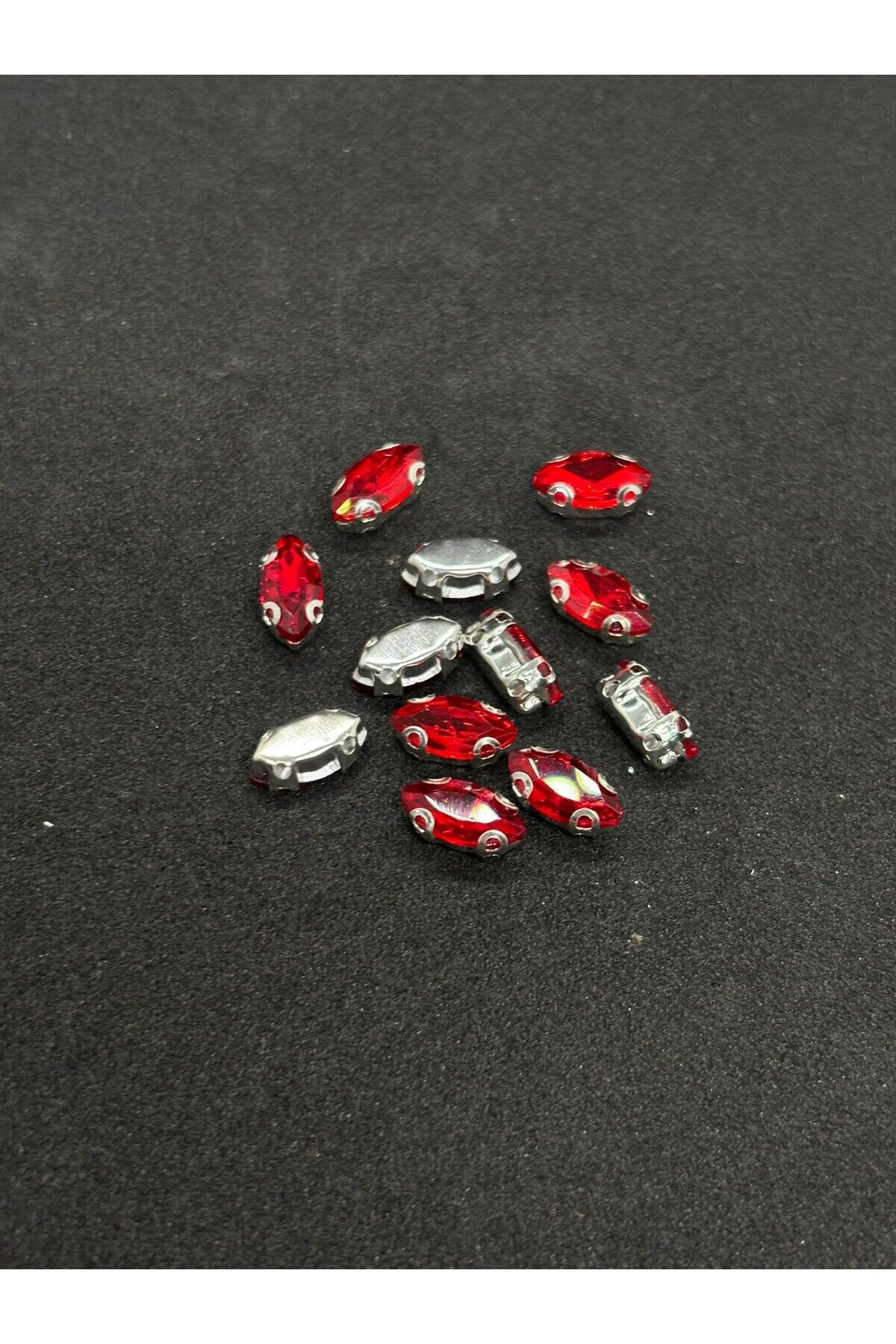 5x10 (1 CM) Mekik Kasalı Dikme Cam Taş Gümüş Kasa Kırmızı Taş 50 Adet