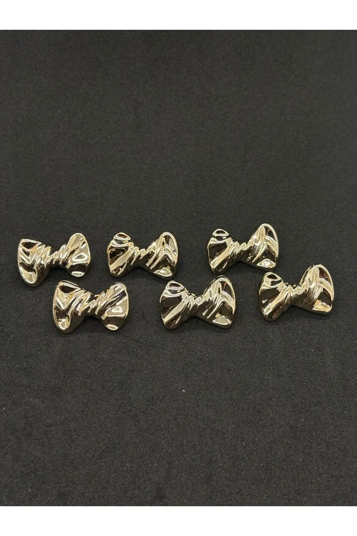 6 lı Fiyonk Düğme Sarı Düğme 2,50 cm.(BD20)