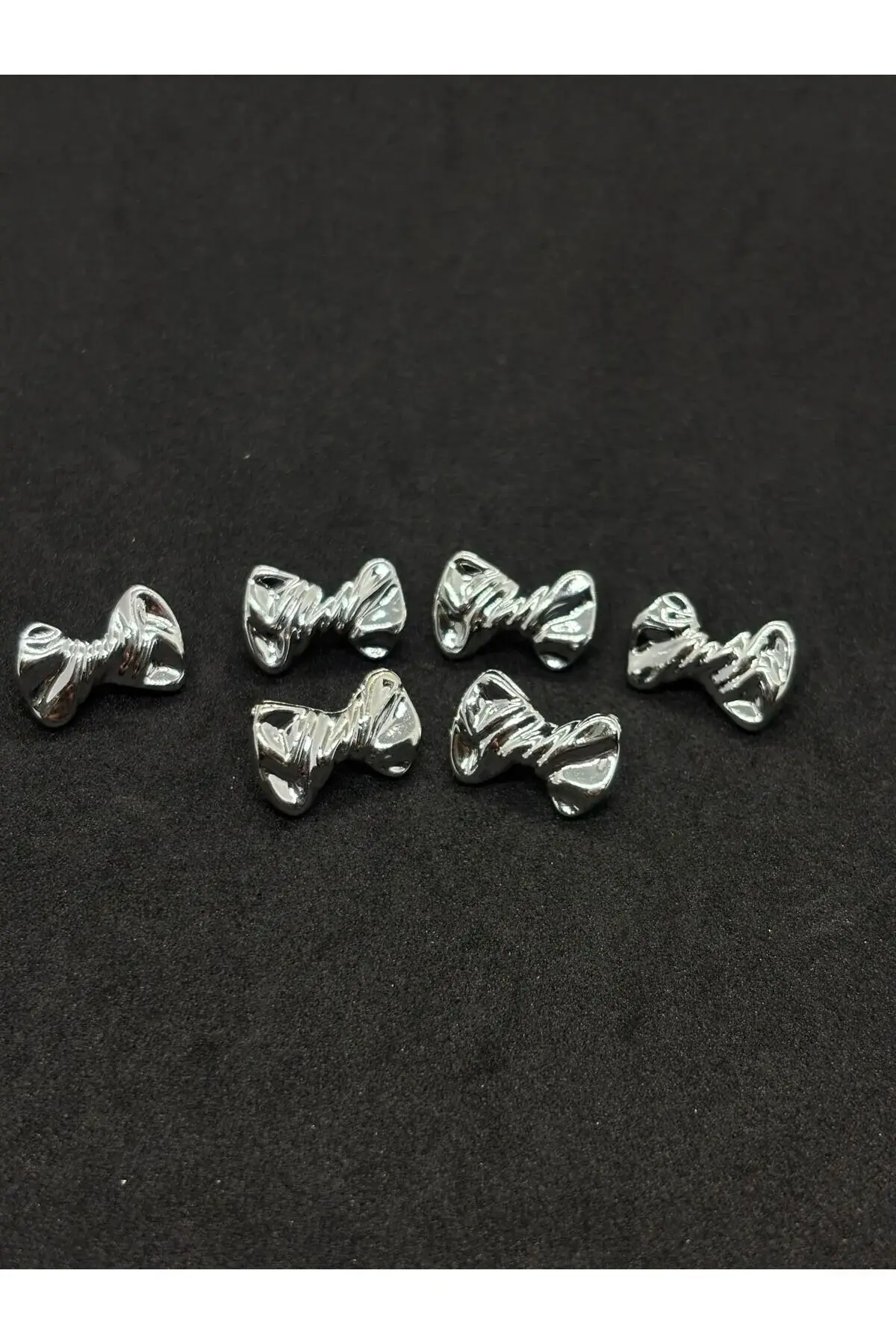 6 lı Fiyonk Düğme Gümüş Düğme 1,17cm.(BD19)