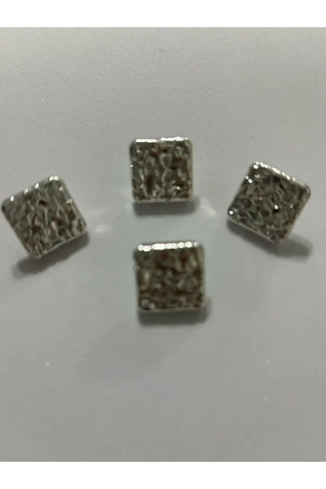 4 Lü Z.A.R.A.Model Özel Tasarım Kare Düğme Gümüş Kare Üzeri Çizgili Desenli Metal Düğme 1,18cm.BD18