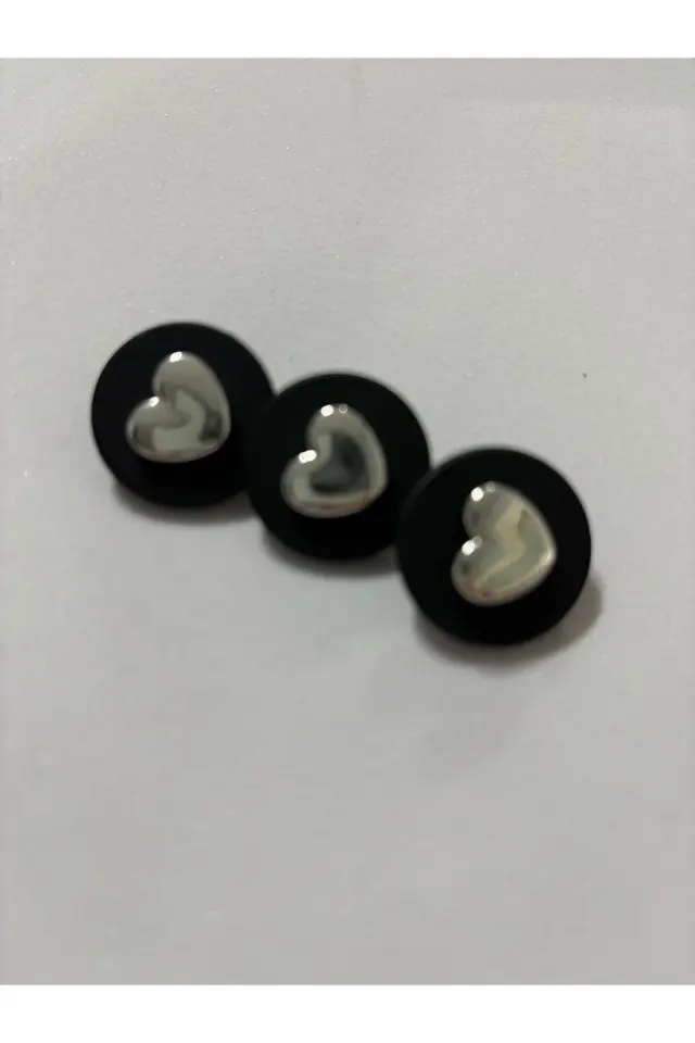 Siyah Üstüne Gümüş Kalp Düğme 3 lü Özel Tasarım Düğme 2,3cm(BD11)