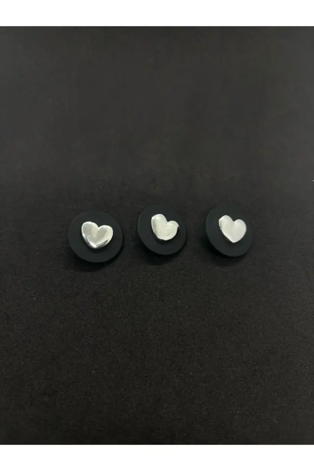 Siyah Üstüne Gümüş Kalp Düğme 3 lü Özel Tasarım Düğme 2,3cm(BD11)