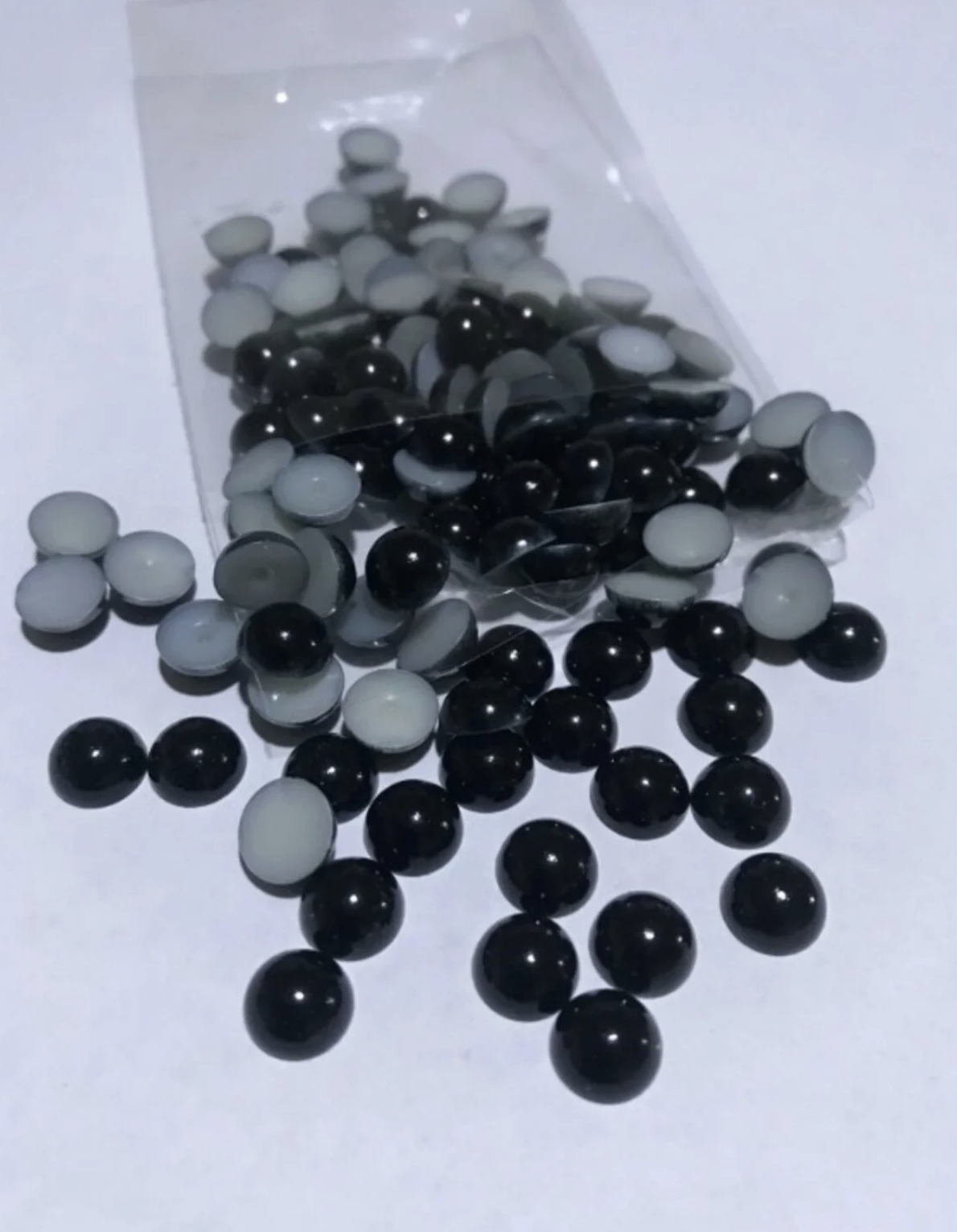 Siyah Yarım Inci - 8 Mm (100 GR - 650-700 AD)