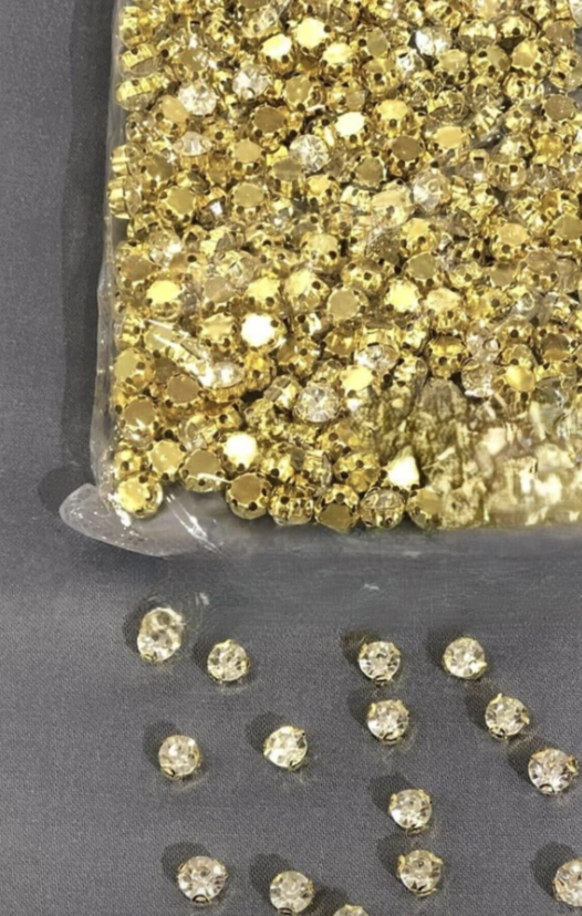 Cam Beyaz Taş Metal Gold Kasalı Dikme Beyoğlu Taşı Ss30 ( 6 mm) 1 Paket = 288 Adet