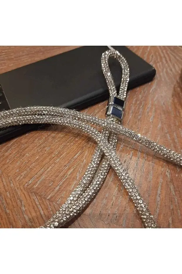 Parlak Svarowski Taşlı Gümüş Rengi Telefon Askısı 50 Cm