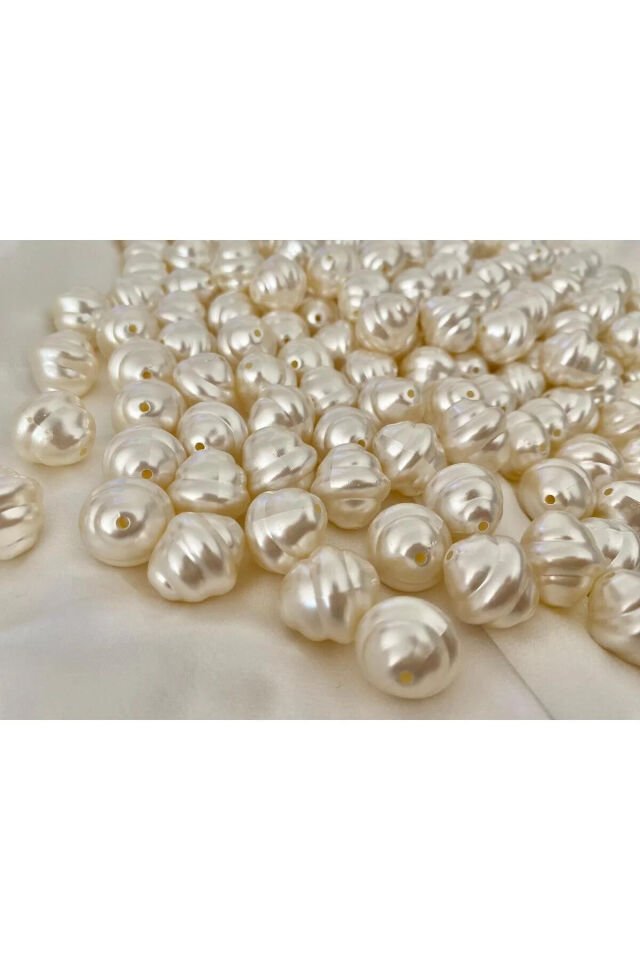 30 Adet Krem Delikli Bal Kovanı Sedefli Boncuk 18 Mm B:80