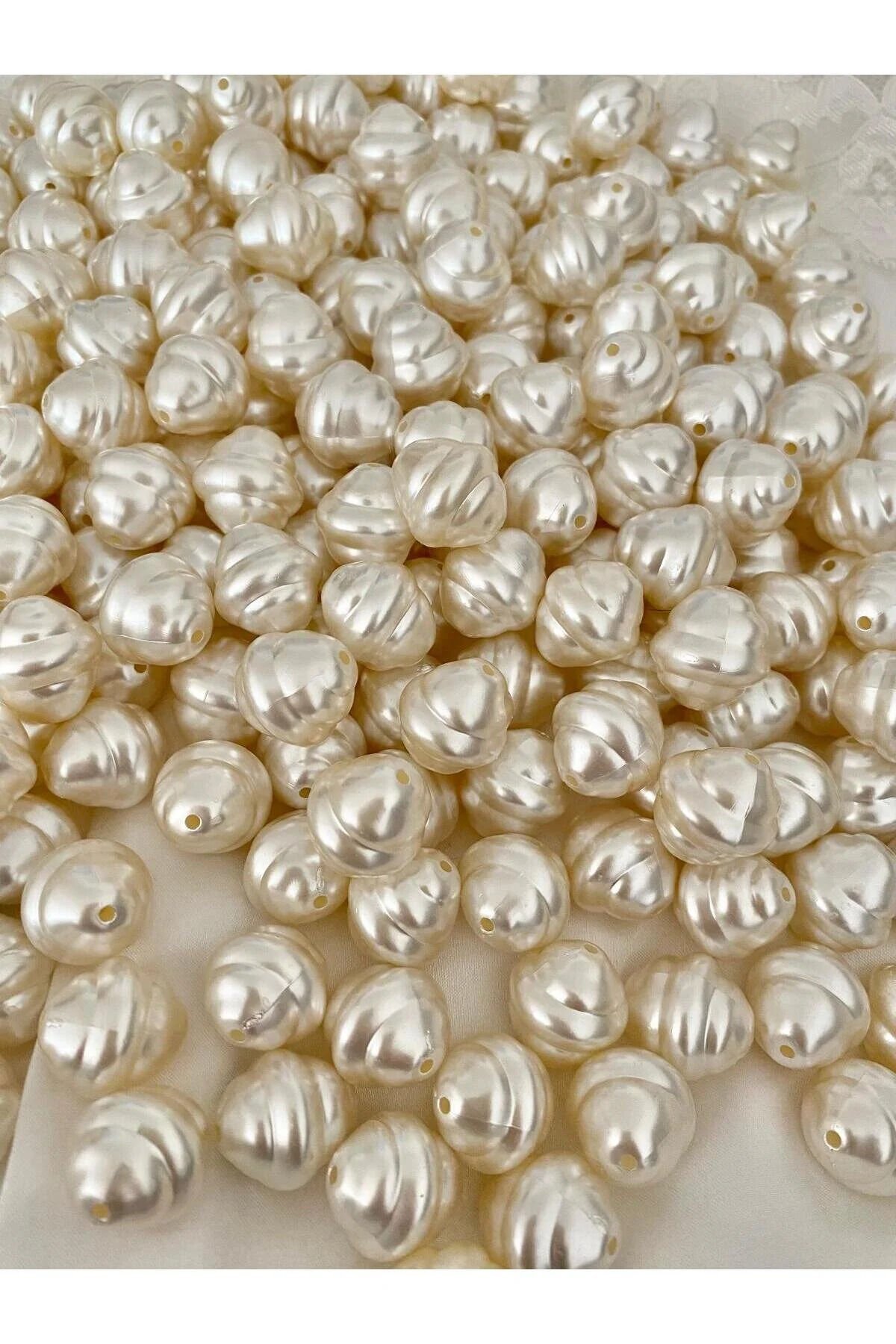 30 Adet Krem Delikli Bal Kovanı Sedefli Boncuk 18 Mm B:80