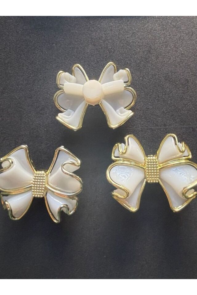 Plastik Gold Çerçeve Krem Delikli Kurdale Broş 5x6 cm (2 adet) B:45