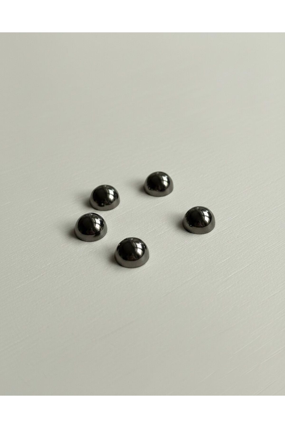 Akrilik Parlak Siyah Yarım İnci 10 mm 50 Adet B:98