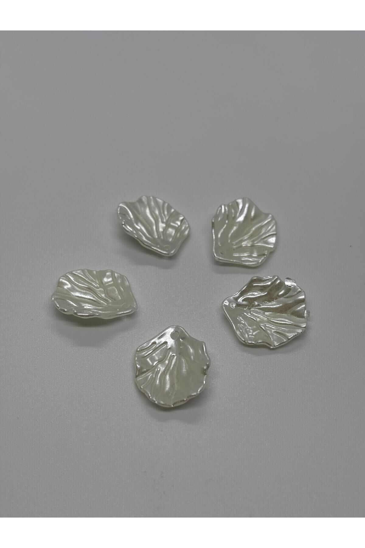 100 Adet Yaprak İnci Sedefli Krem Rengi İnci Boncuk– 20 mm / İstiridye Formlu İnci Delikli İnci B:53