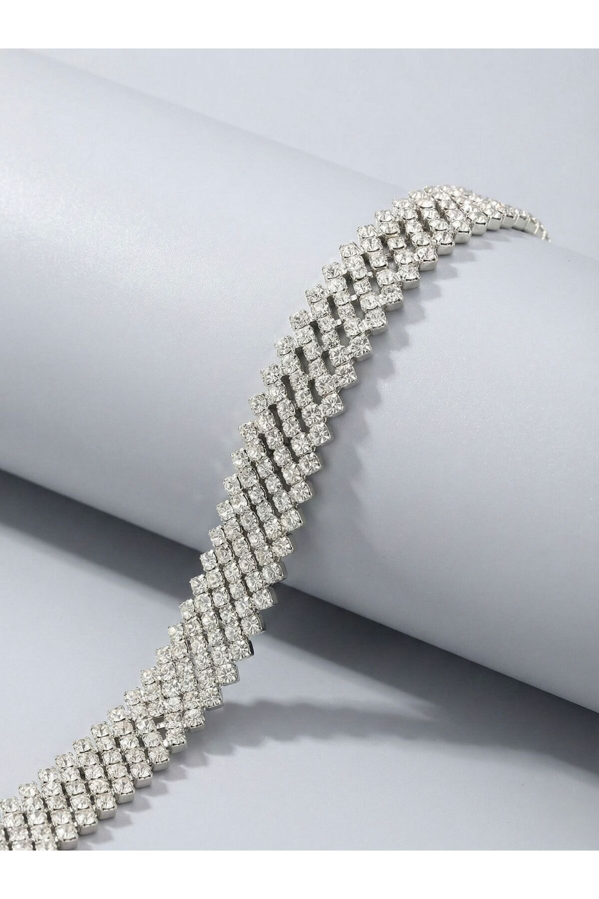 4 Sıra Kristal Taşlı Şerit (1 Metre)