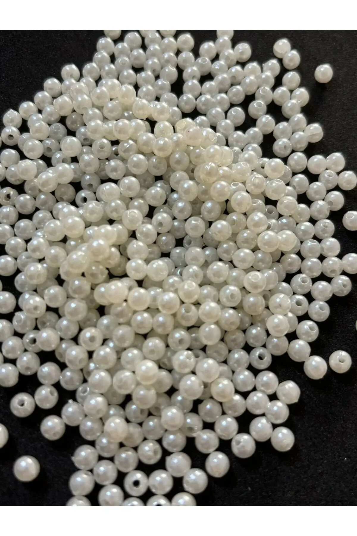 Krem Rengi Yuvarlak Inci Boncuk Delikli Inci 5mm 50 gram (800-850 ADET) B:32