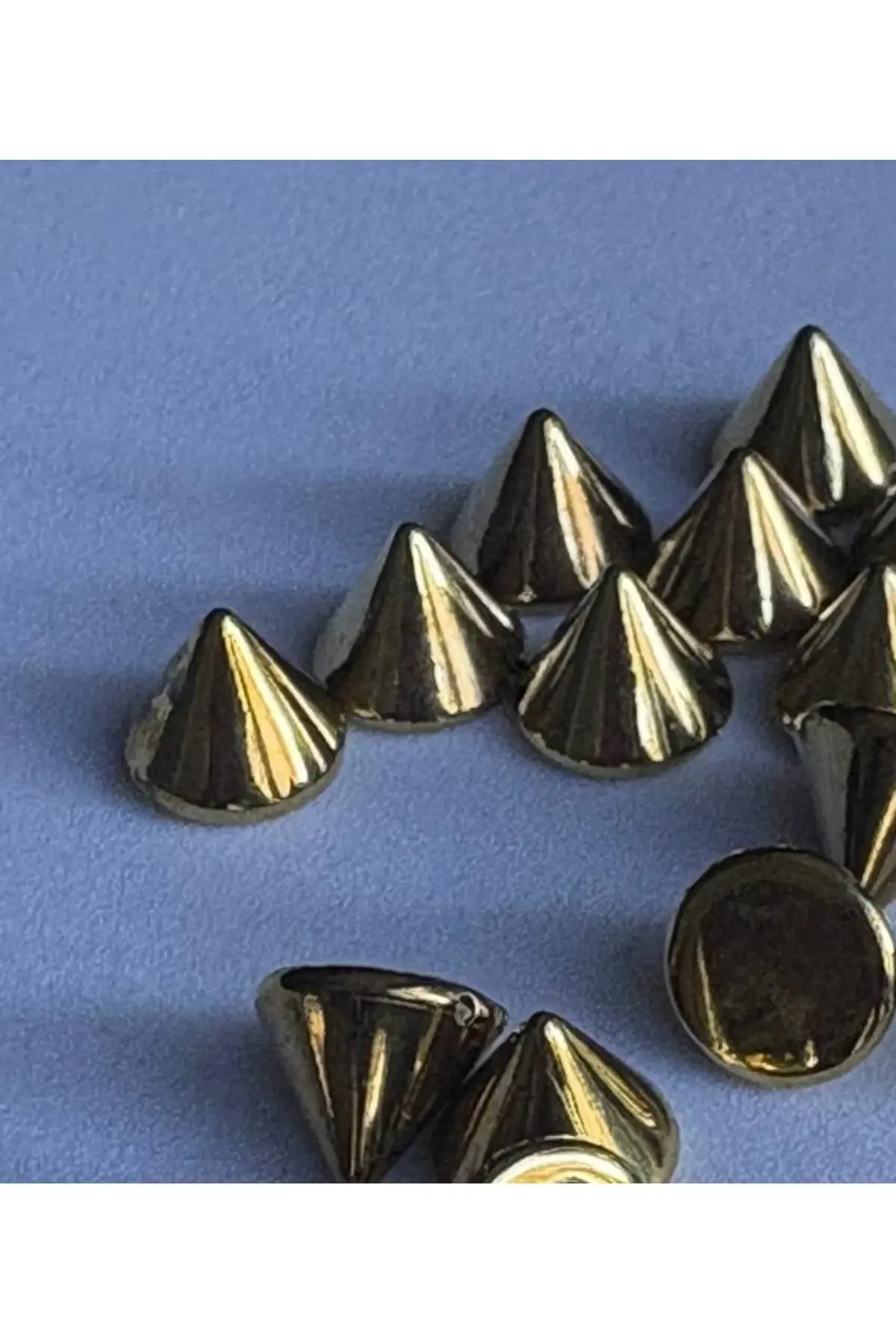 10 mm Gold Renk Drop Delikli Dikme Drop Gotik giyim Zımba (25 adet)