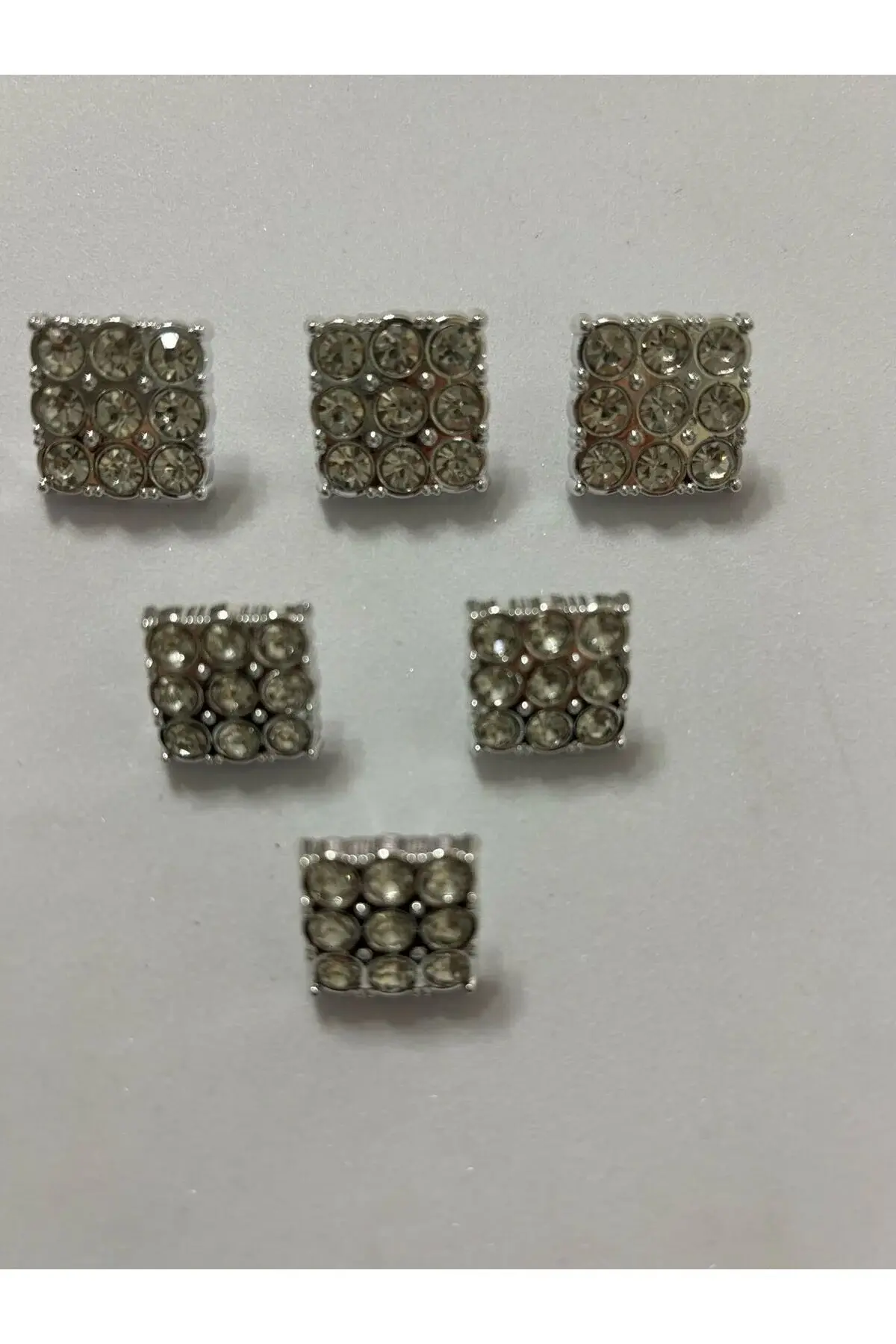 6'lı Takım 3 Büyük( 2 cm) 3 Küçük (1,5 cm) Gümüş Taş lı Tasarım Düğme(BD28)