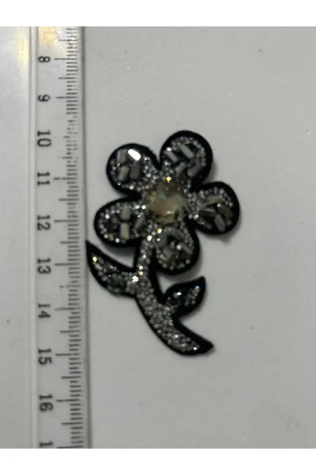 Ütüyle Yapışan Gümüş Taşlı Çiçek Parlak Taşlı Aplik Kristal Taşlı Ayakkabı, Çanta Ve Kıyafet Aks.